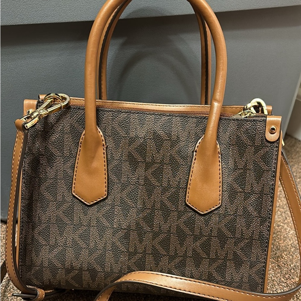 Michael Kors purse